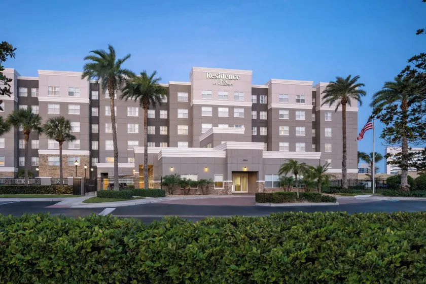 Residence Inn Melbourne - Image 1