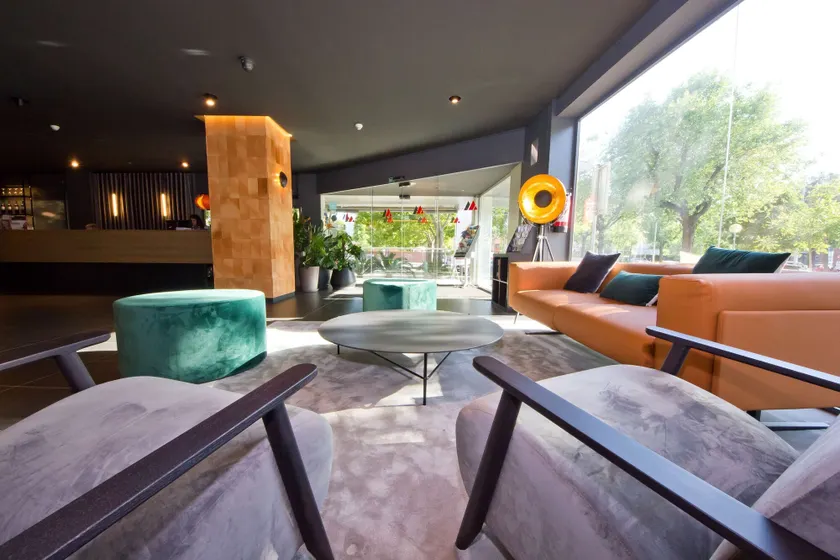 Aparthotel Atenea Valles - Image 1