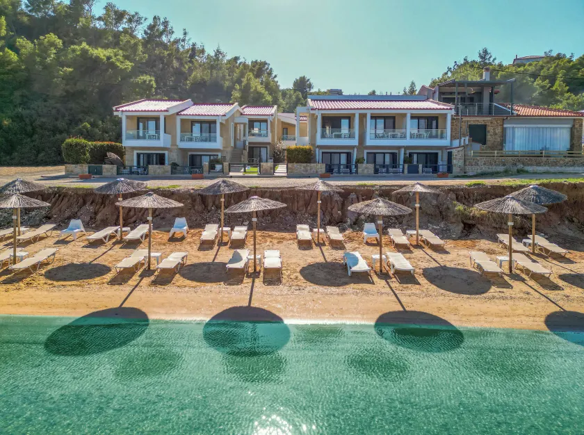 Elpiniki Luxury Apartments - Image 1