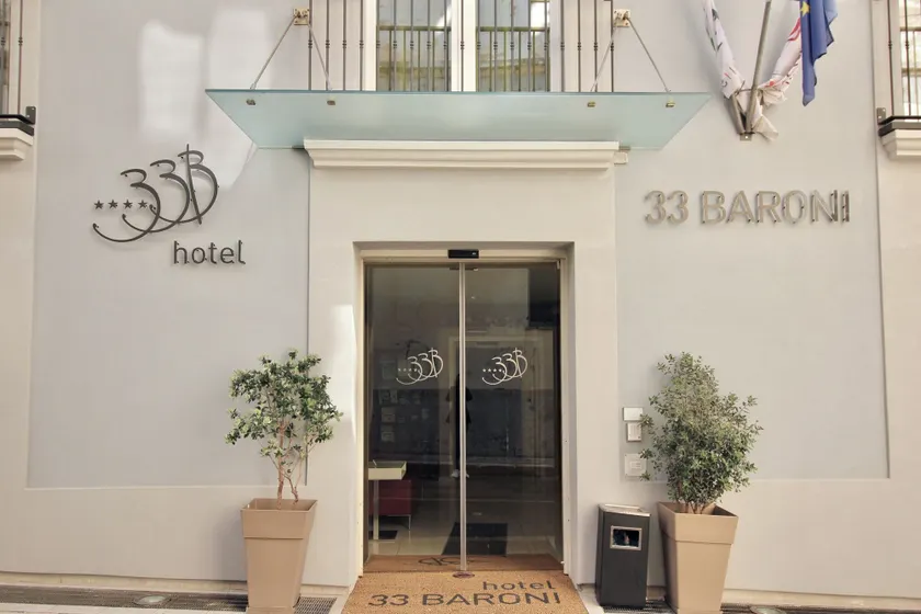 Hotel 33 Baroni - Image 1