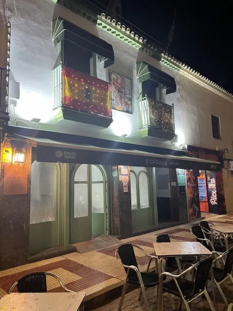 Hostal Fleming - Image 1