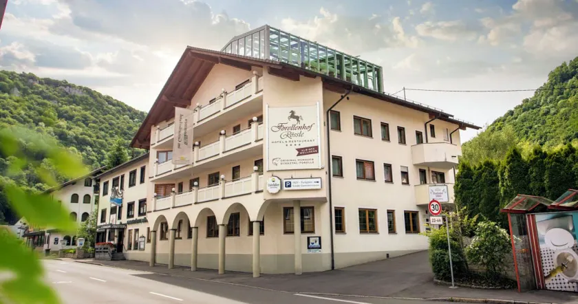 Forellenhof Rössle Hotel & Restaurant - Image 1