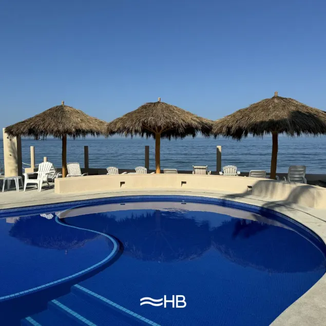 Hotel Barra de Navidad - Image 1