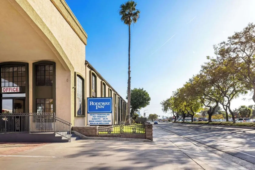 Rodeway Inn Santa Ana - Garden Grove - Image 1