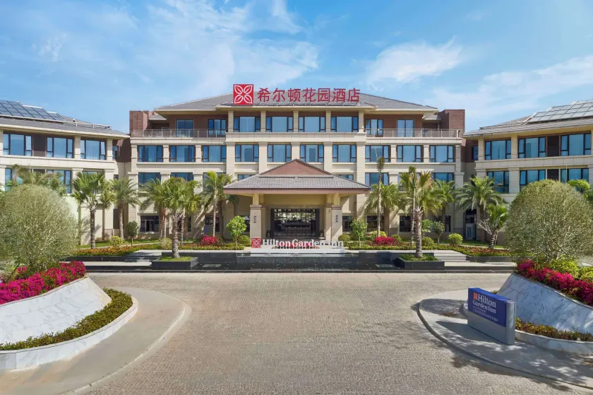 Hilton Garden Inn Sanya Haitang Bay - Image 1