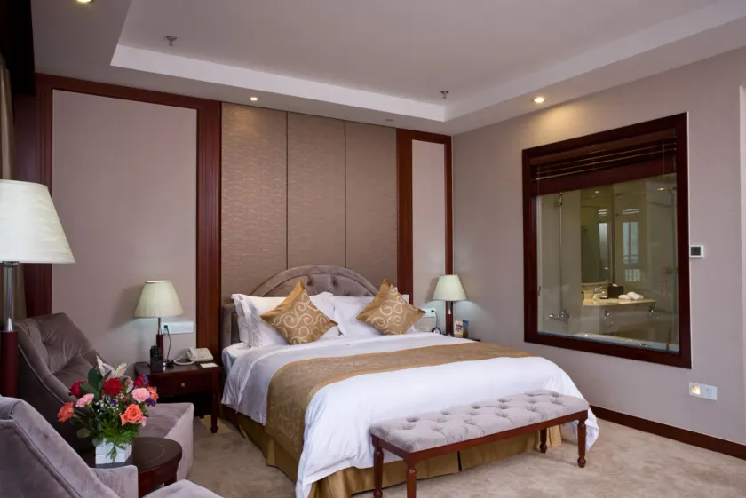 Jinling Cityview Hotel Zhenjiang - Image 1