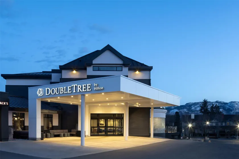 DoubleTree by Hilton West Kelowna - Image 1