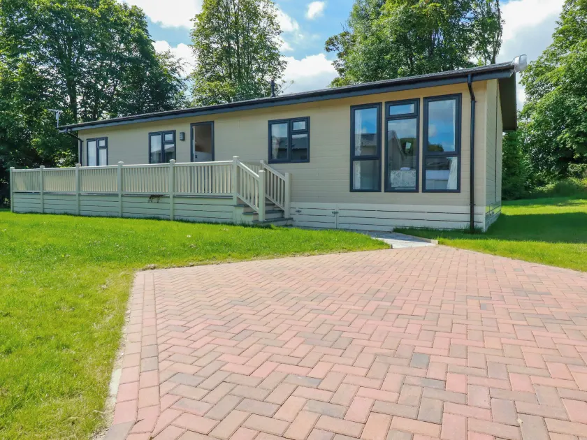 43 The Maples - Image 1