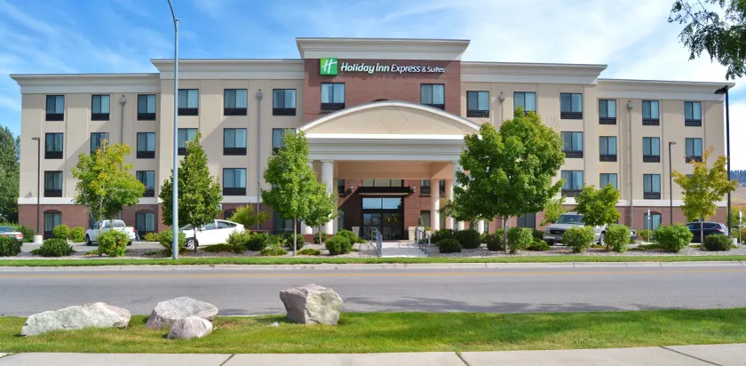 Holiday Inn Express and Suites Missoula by IHG - Image 1