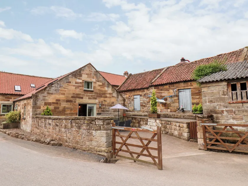 Mulgrave Cottage - Image 1
