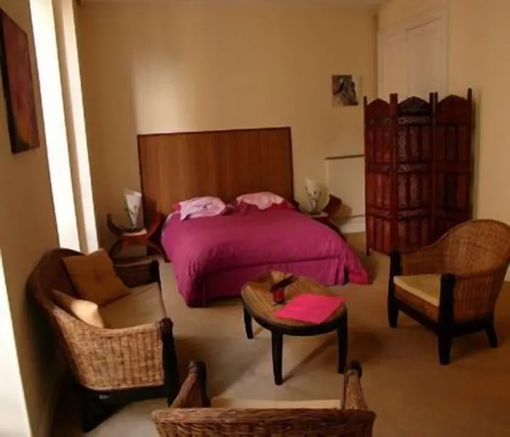 Nice Home Sweet Home - Image 1