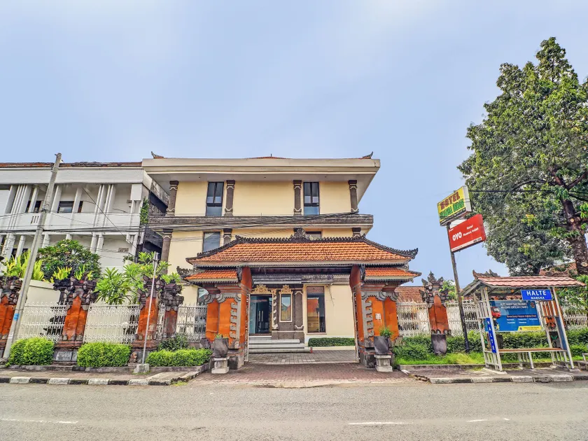RedDoorz at Hotel Nuansa Indah Denpasar - Image 1