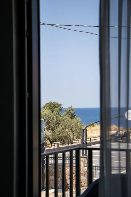 ROSe OTEL - Image 1
