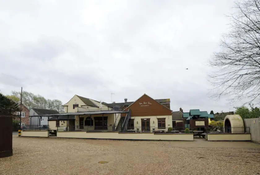 The Elm Tree Inn - Image 1