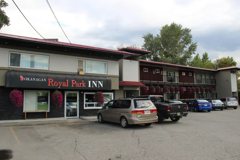 Okanagan Royal Park Inn by Elevate Rooms - Image 1