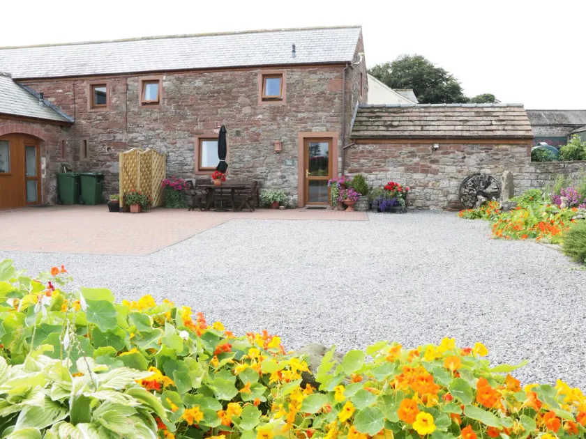Piggery Cottage - Image 1