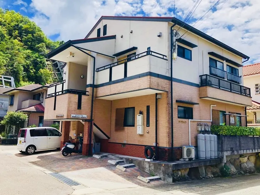Midtown Sakura Apartment House 202 予約者だけの空間 A space just for you - Image 1