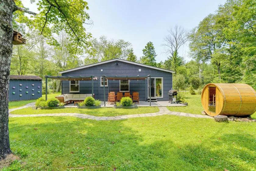 Family Home w/ Outdoor Oasis in Hudson Valley - Image 1