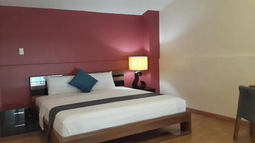 YBC Grand Hotel - Image 1