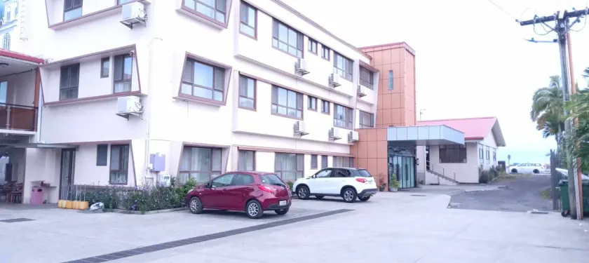 Tauese Seaview Hotel - Image 1