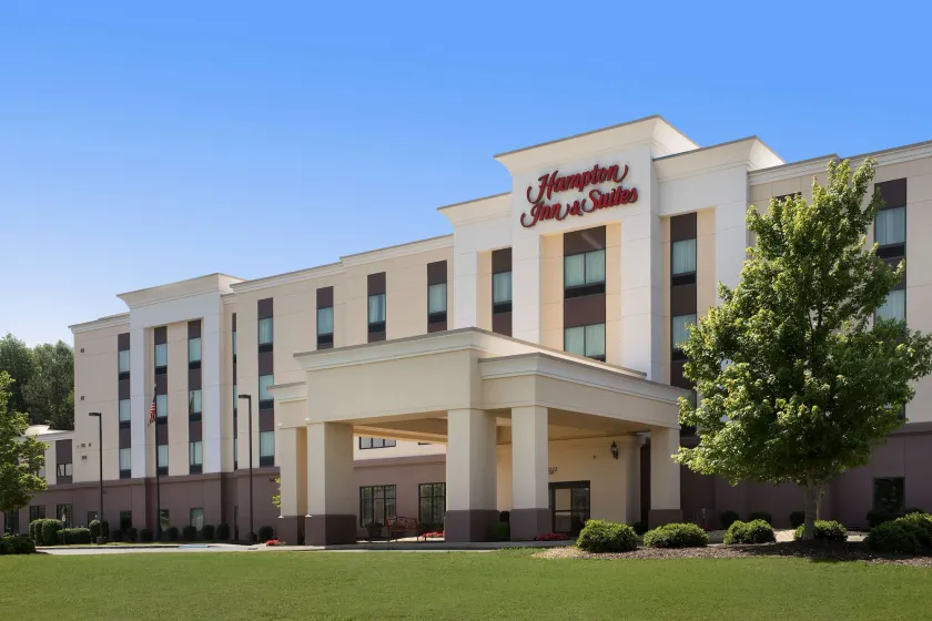 Hampton Inn & Suites Athens-I-65 (Huntsville Area) - Image 1