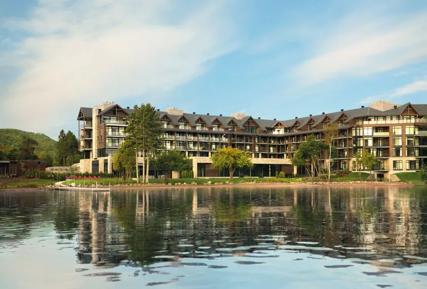 Entourage sur-le-Lac - Image 1