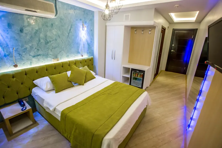 Hotel Pera Capitol - Taksim & İstiklal - Image 1