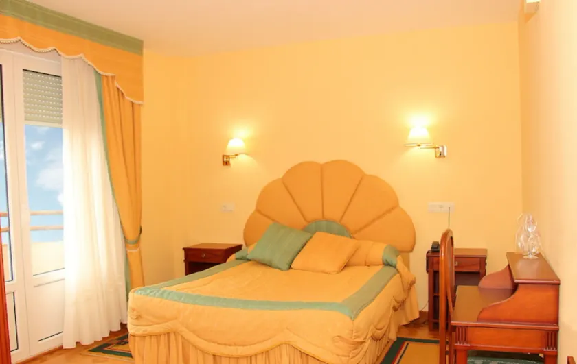 Hotel Avenida III - Image 1