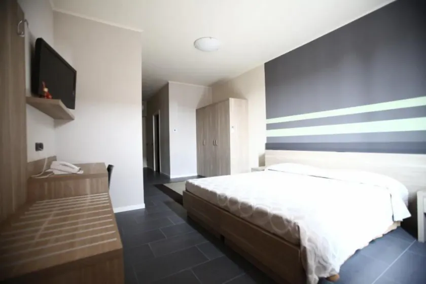Valtidone Hotel - Image 1