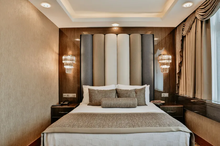 Otel Grand Lark İstanbul - Image 1