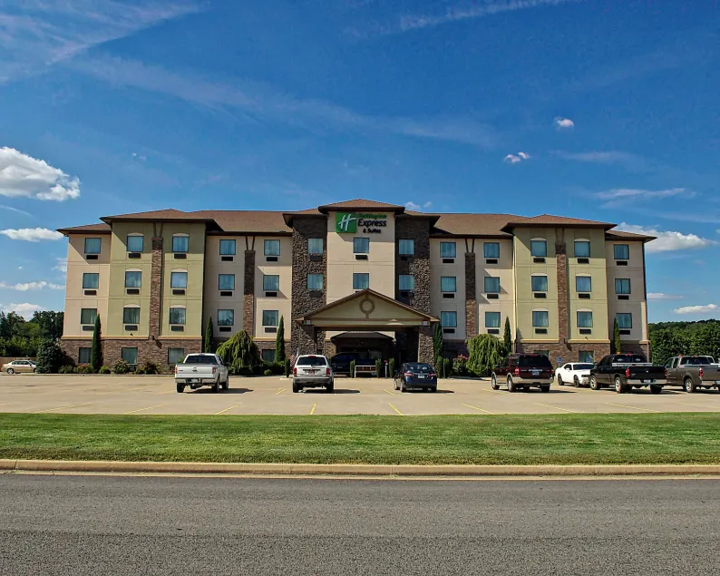 Holiday Inn Express and Suites Heber Springs by IHG - Image 1