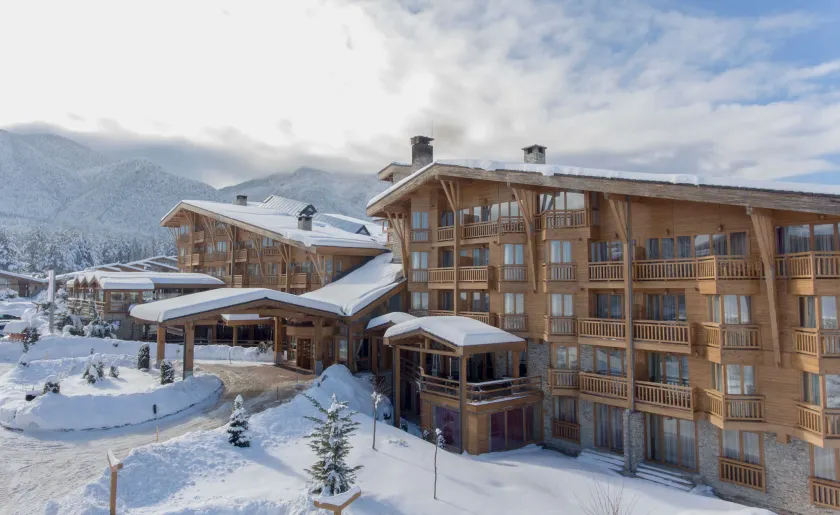 Pirin Golf Hotel & Spa - Image 1