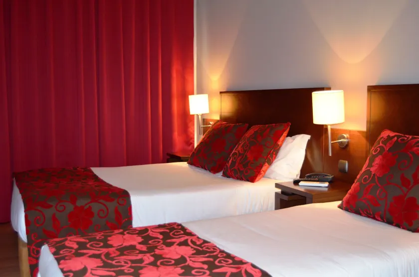 Hotel Torres Novas - Image 1