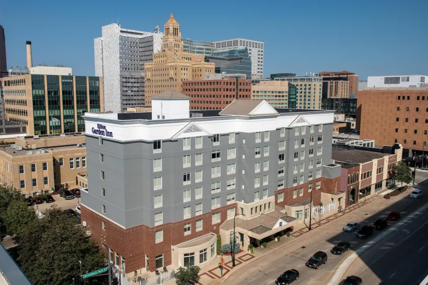 Hilton Garden Inn Rochester Downtown, MN - Image 1