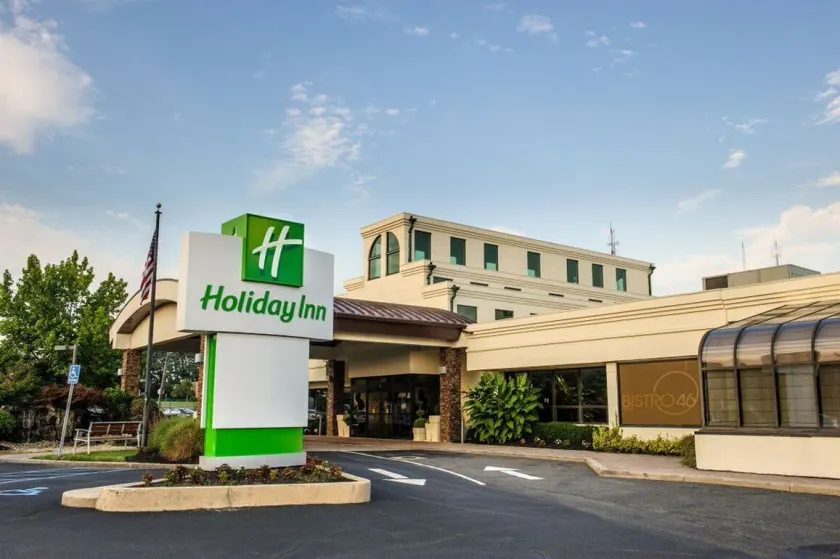 Holiday Inn Plainview-Long Island by IHG - Image 1