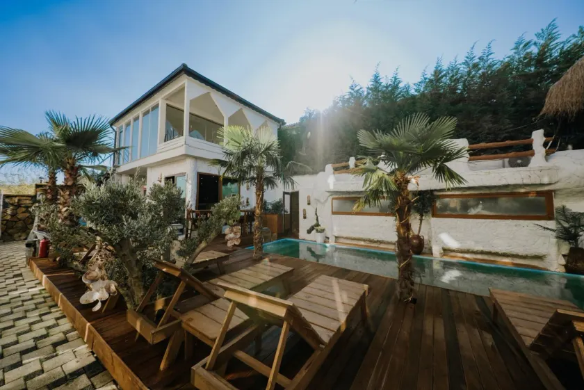 Sapanca Paradise Hotel  - Image 1