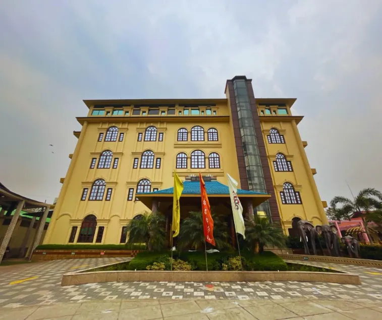 Dichang Resort & Hotel - Image 1