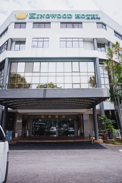 Kingwood Hotel Kuching - Image 1