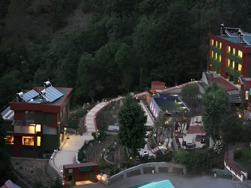 Foxoso Aamari Resort A Luxury Retreat - Image 1