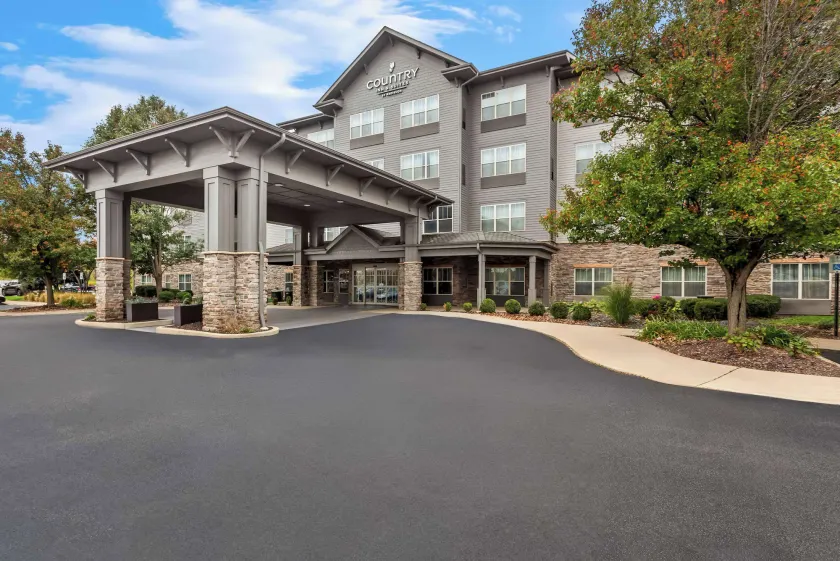 Country Inn & Suites by Radisson, Portage, IN - Image 1