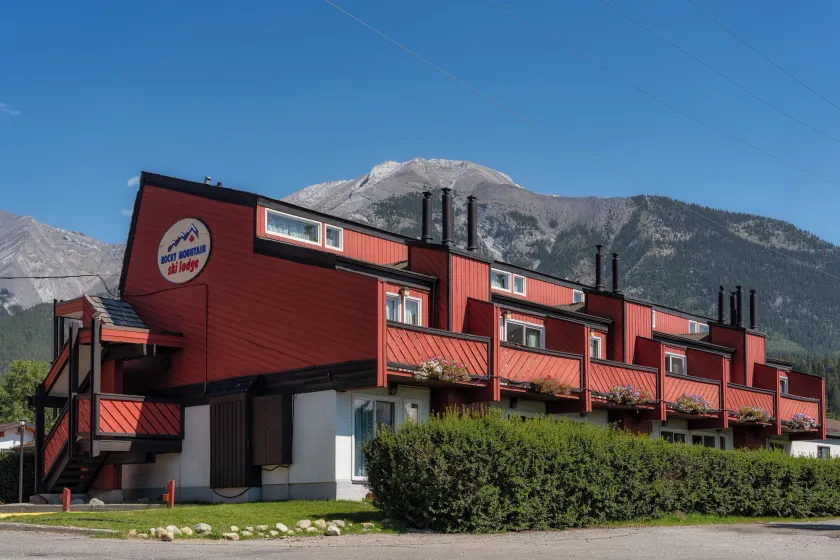 Rocky Mountain Ski Lodge - Image 1