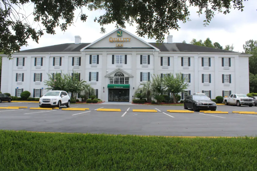 Quality Inn Lake City - Image 1