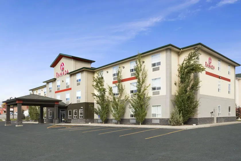 Ramada by Wyndham Edson - Image 1