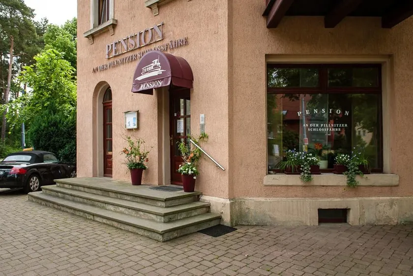 Pension an der Pillnitzer Schlossfähre - Image 1
