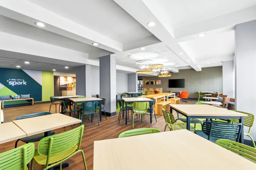 Spark by Hilton Bardstown - Image 1
