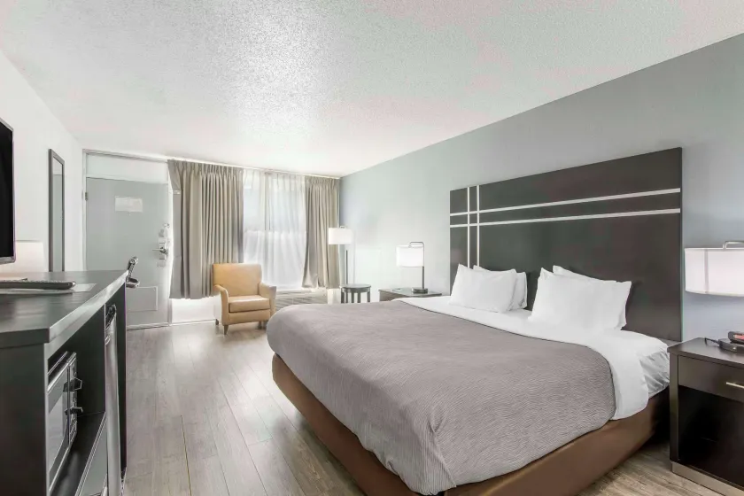 Quality Inn & Suites Hardeeville - Savannah North - Image 1