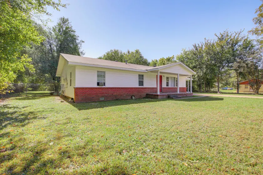Hunting & Fishing Retreat in Marvell! - Image 1