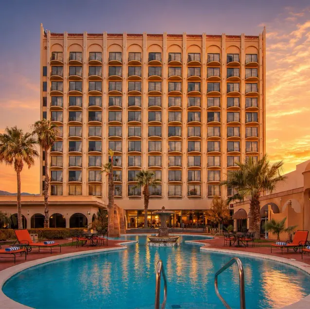 Hotel Lucerna Ciudad Juarez - Image 1