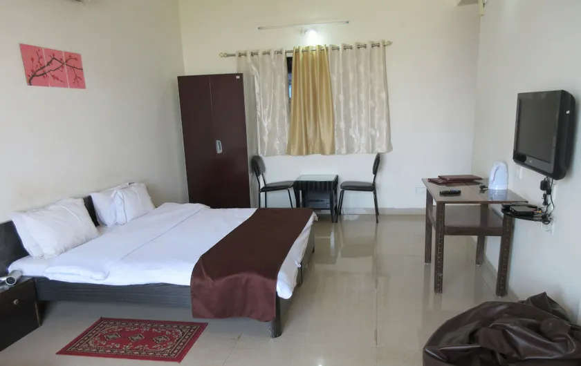 Bellevue Resort Panchgani - Image 1