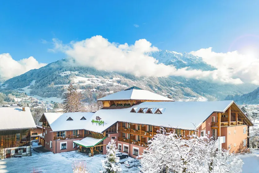 Geniesserhotel Montafoner Hof - Image 1